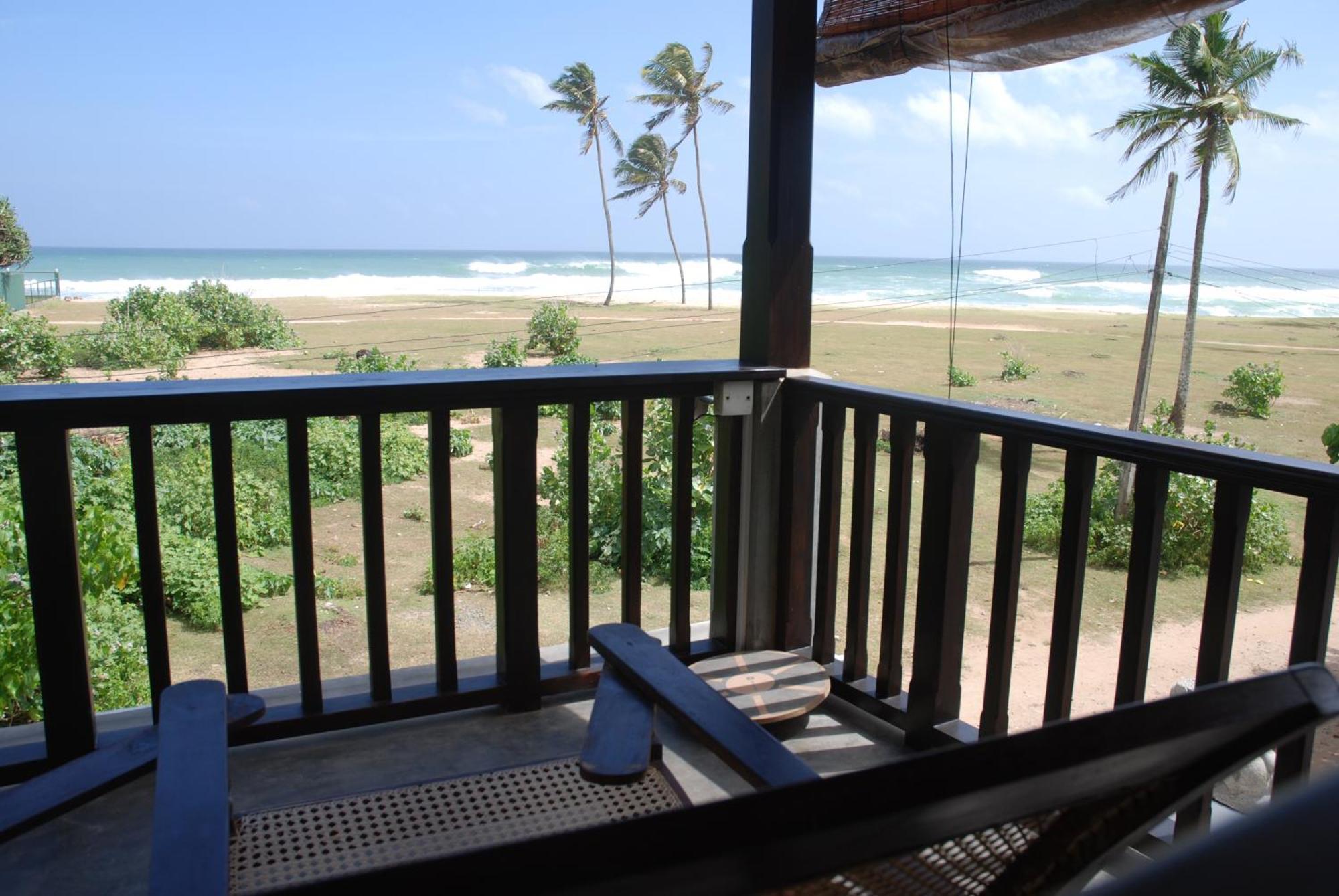 Lion'S Rest Hotel Weligama Kültér fotó